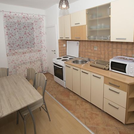 Downtown 3 Bedroom Apartment Sarajevo Extérieur photo